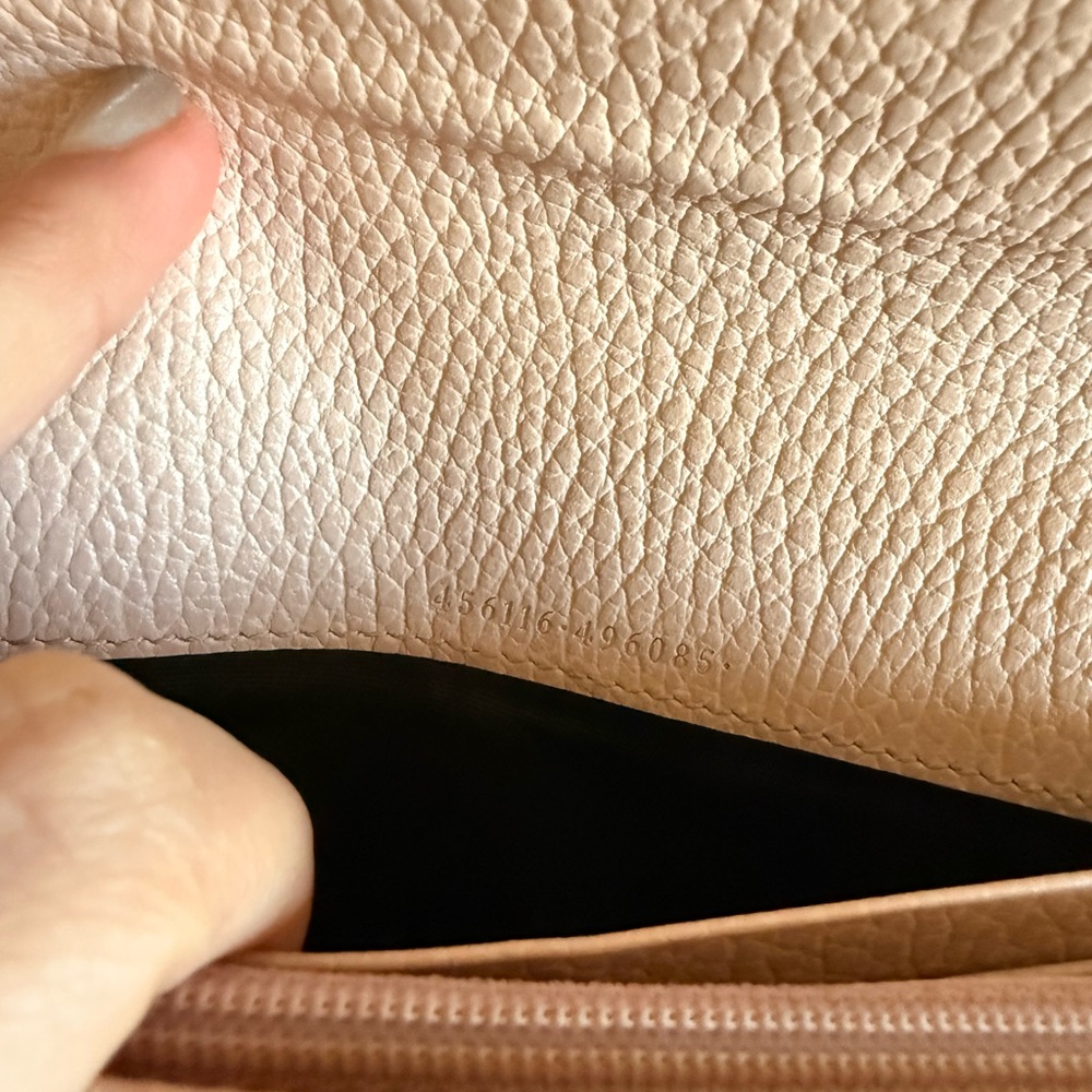Gucci Pink Leather Clutch with Gold Chain - Picture 6 of 6